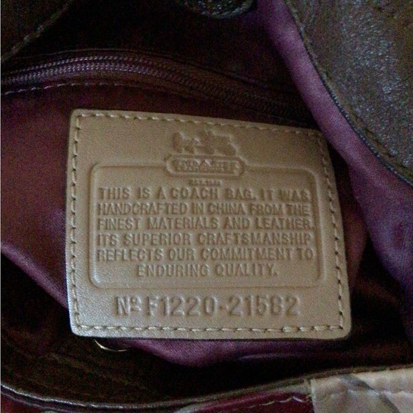 Coach woman’s handbag. - Picture 3 of 12